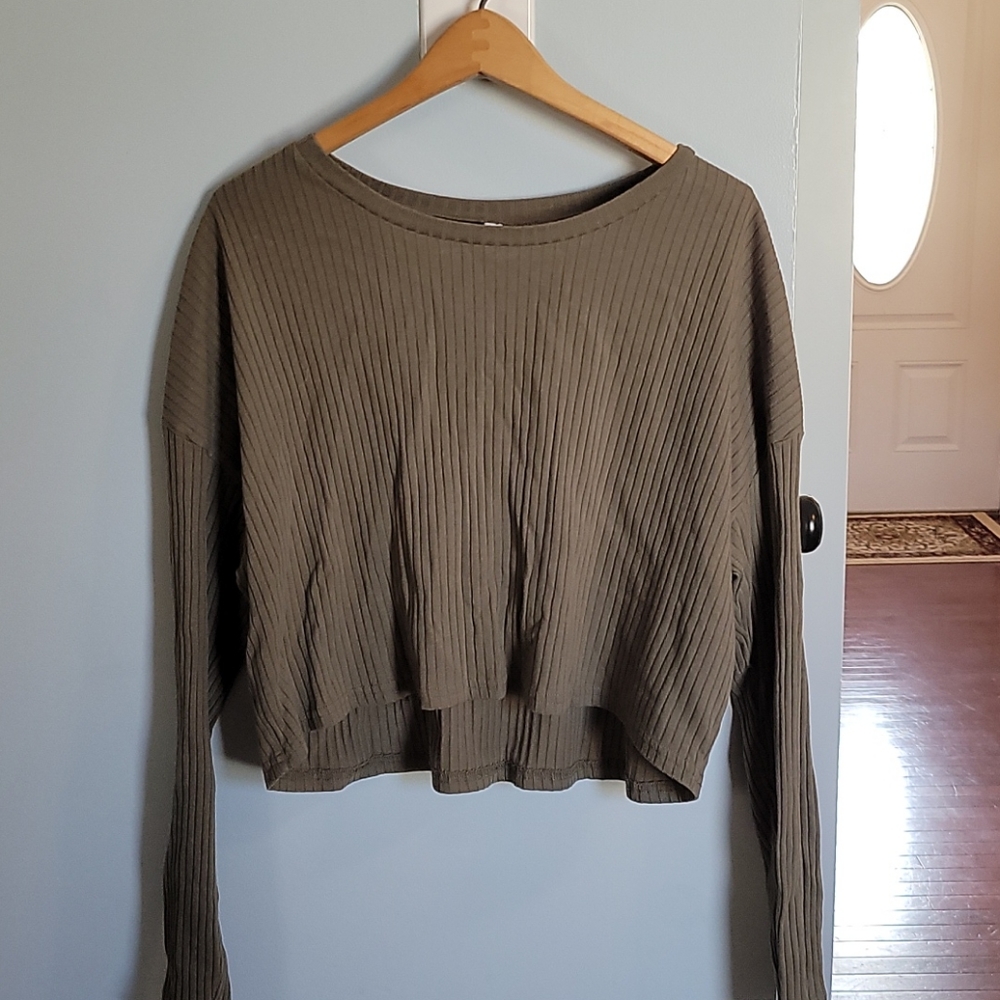 Ribbed crop top